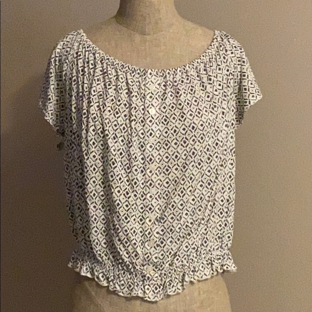 Black and White Top